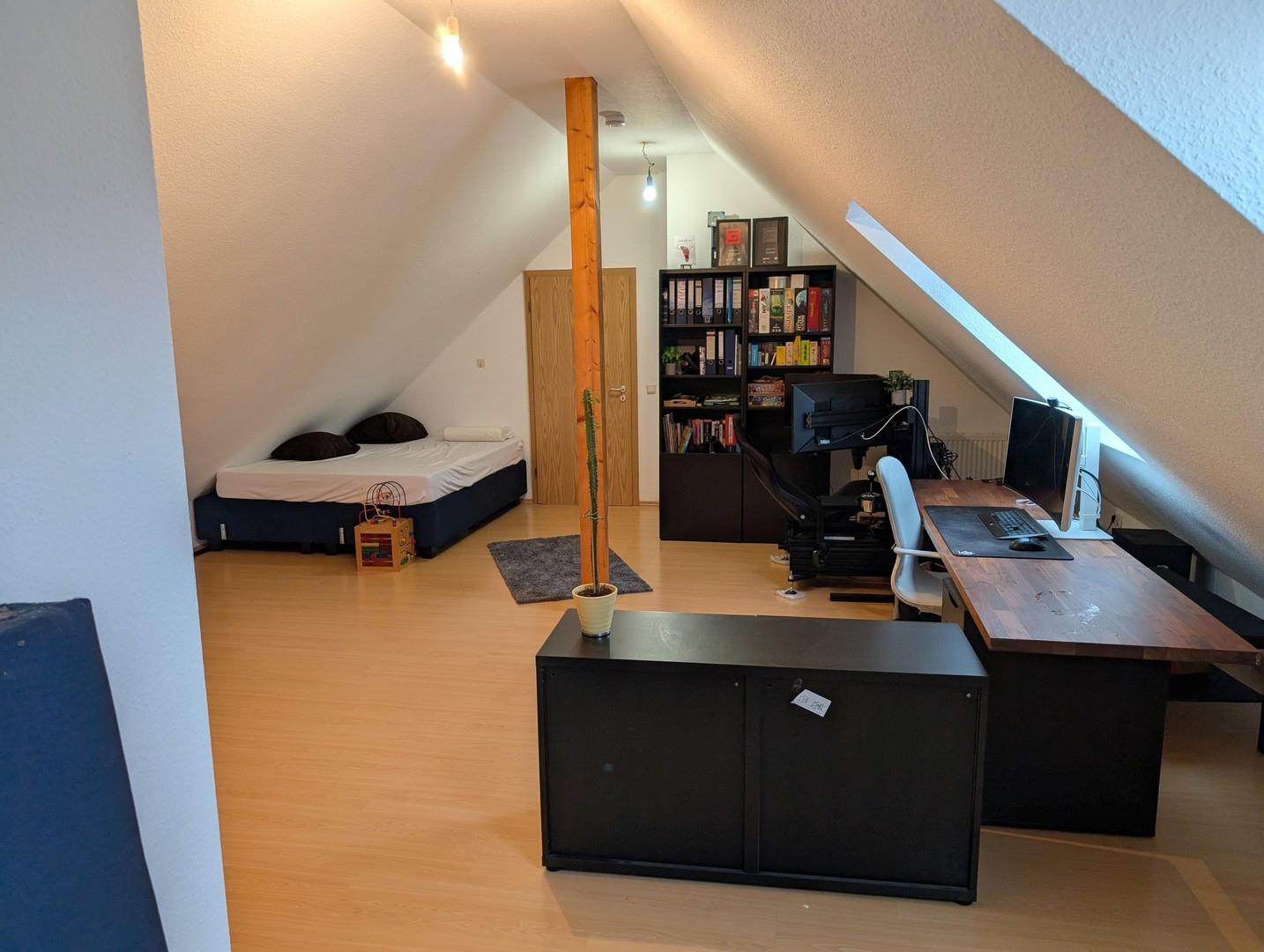 Dachgeschoss-Studio