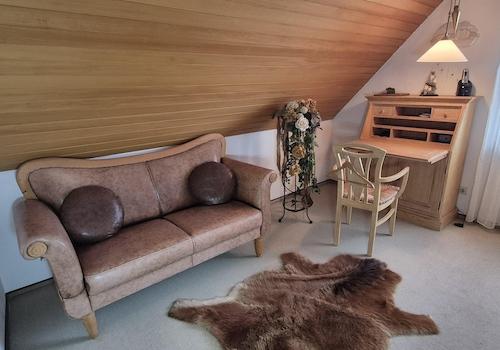 Zimmer Anbau OG