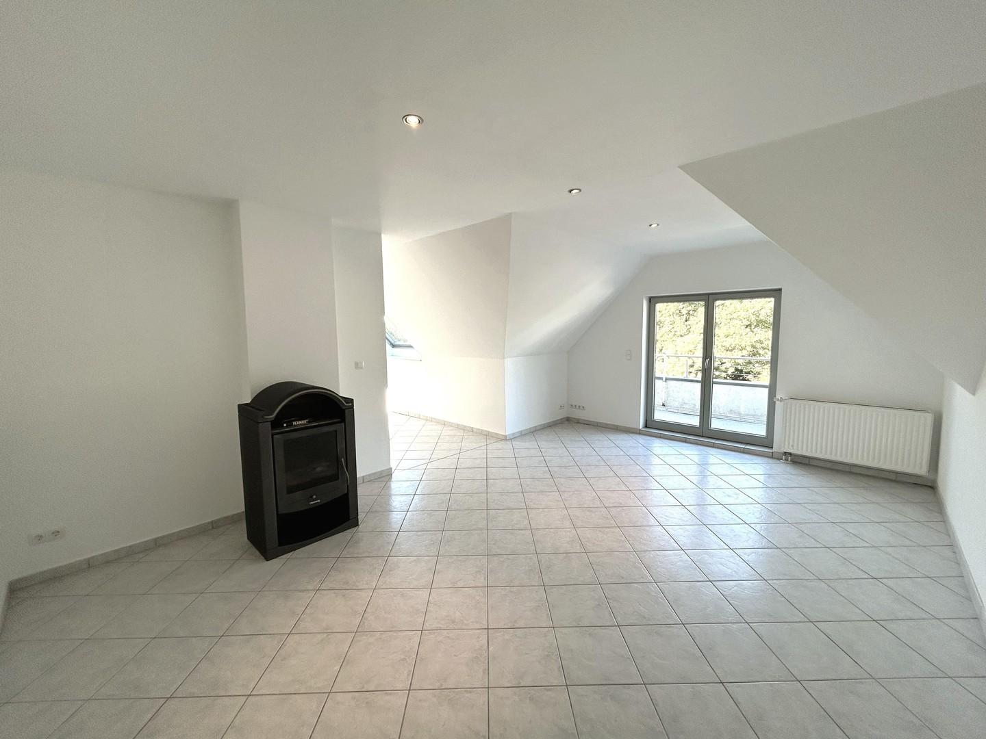 Wohnzimmer DG