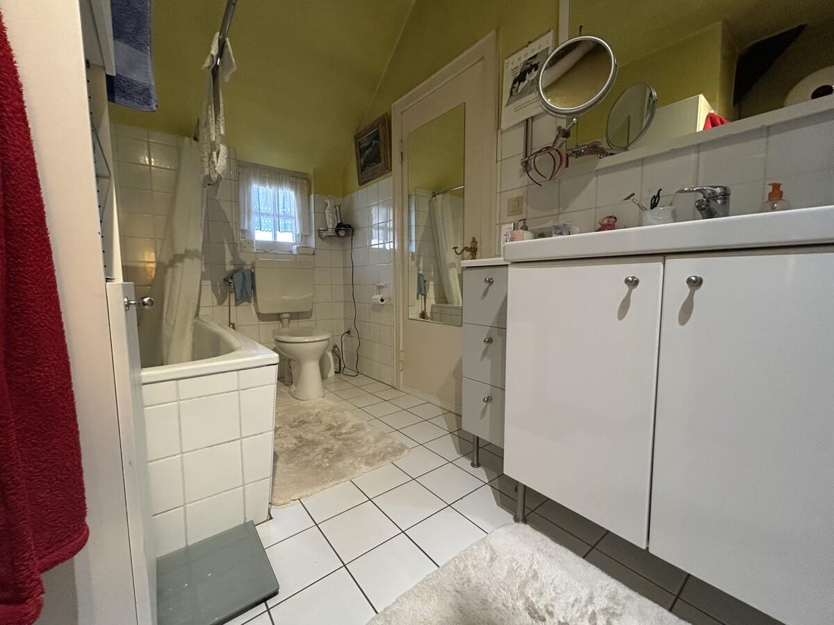 Badezimmer EG