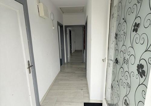 OG Blick vom Balkon nach Innen