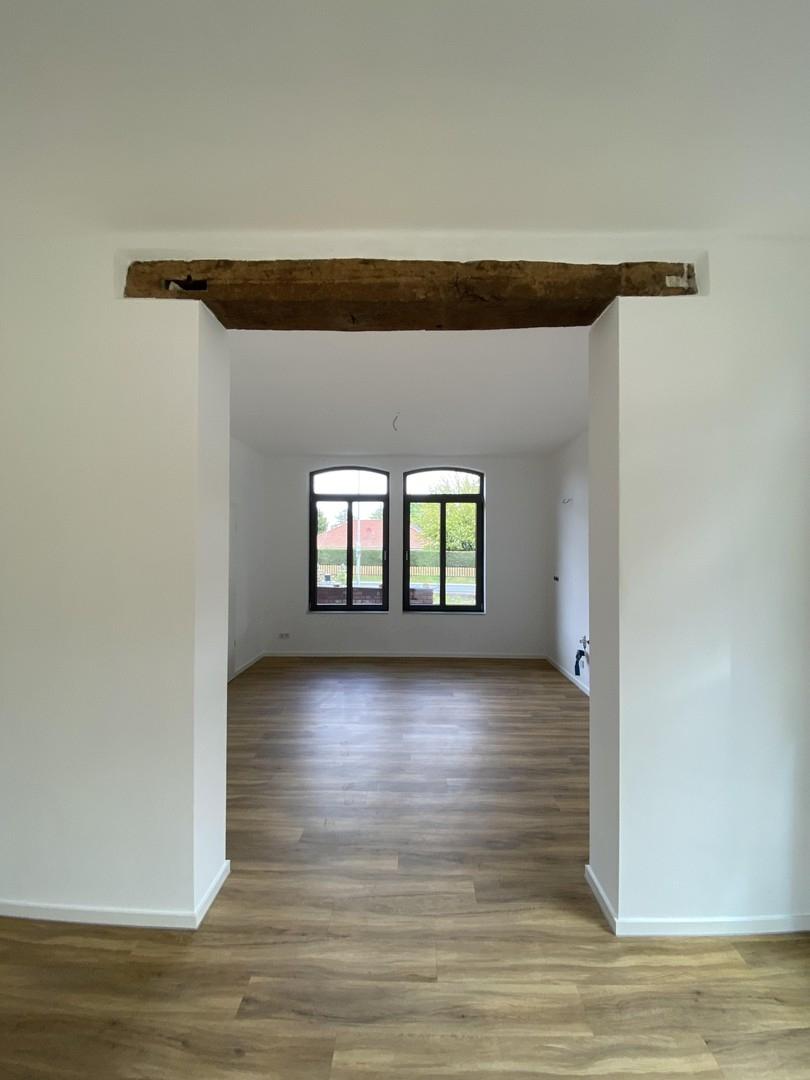 Blick Wohnzimmer in Küche
