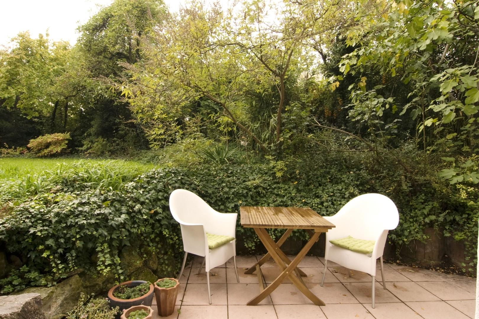 Terrasse mitten im Grünen