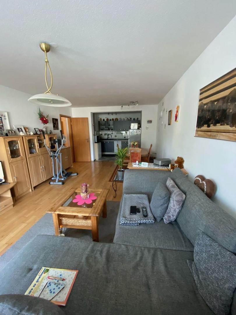 Wohnzimmer/offene Küche