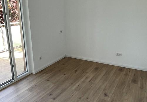 Kinderzimmer/Büro 2