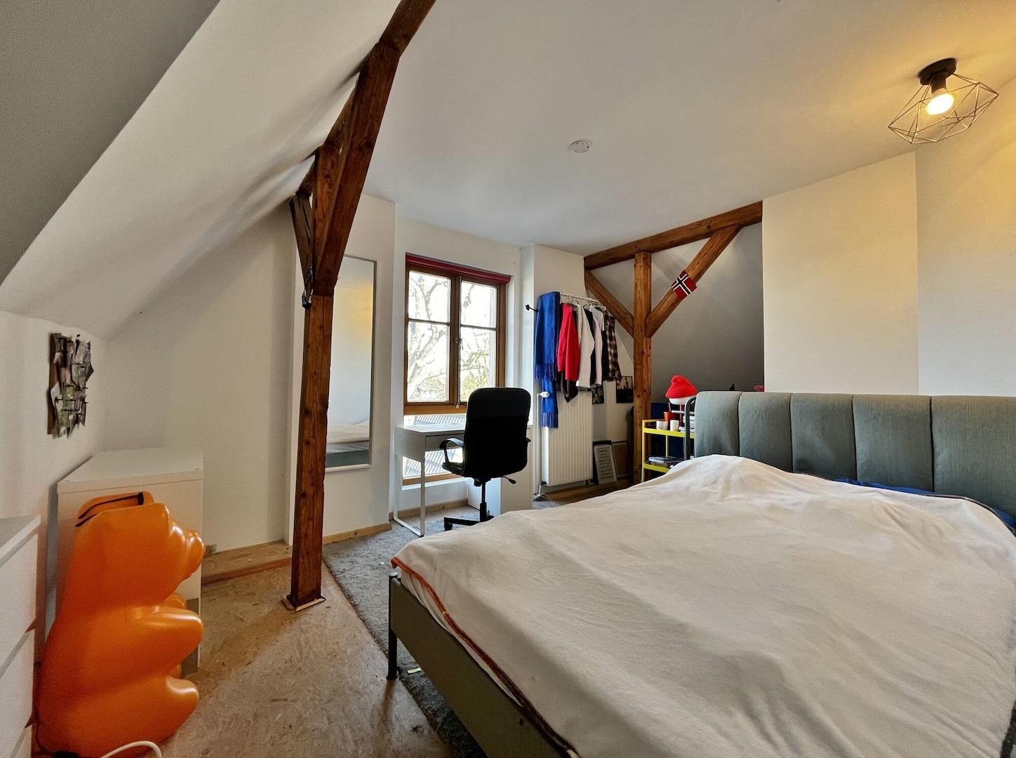 Schlafzimmer 2