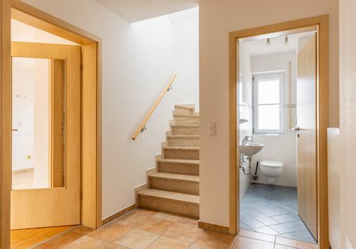 Großzügiges 3(-4) Familienhaus mit Garten, 4 Balkonen und vielseitigem Nutzungspotenzial