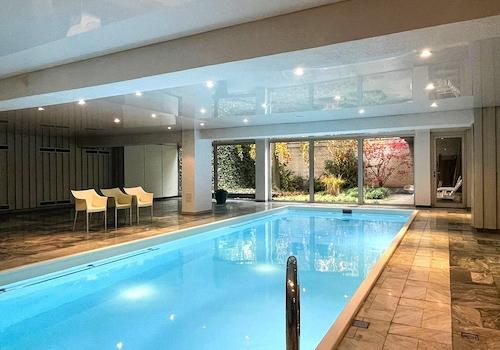 Haus-Schwimmbad 