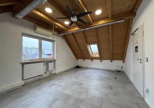 DG Zimmer 2 (Büro)