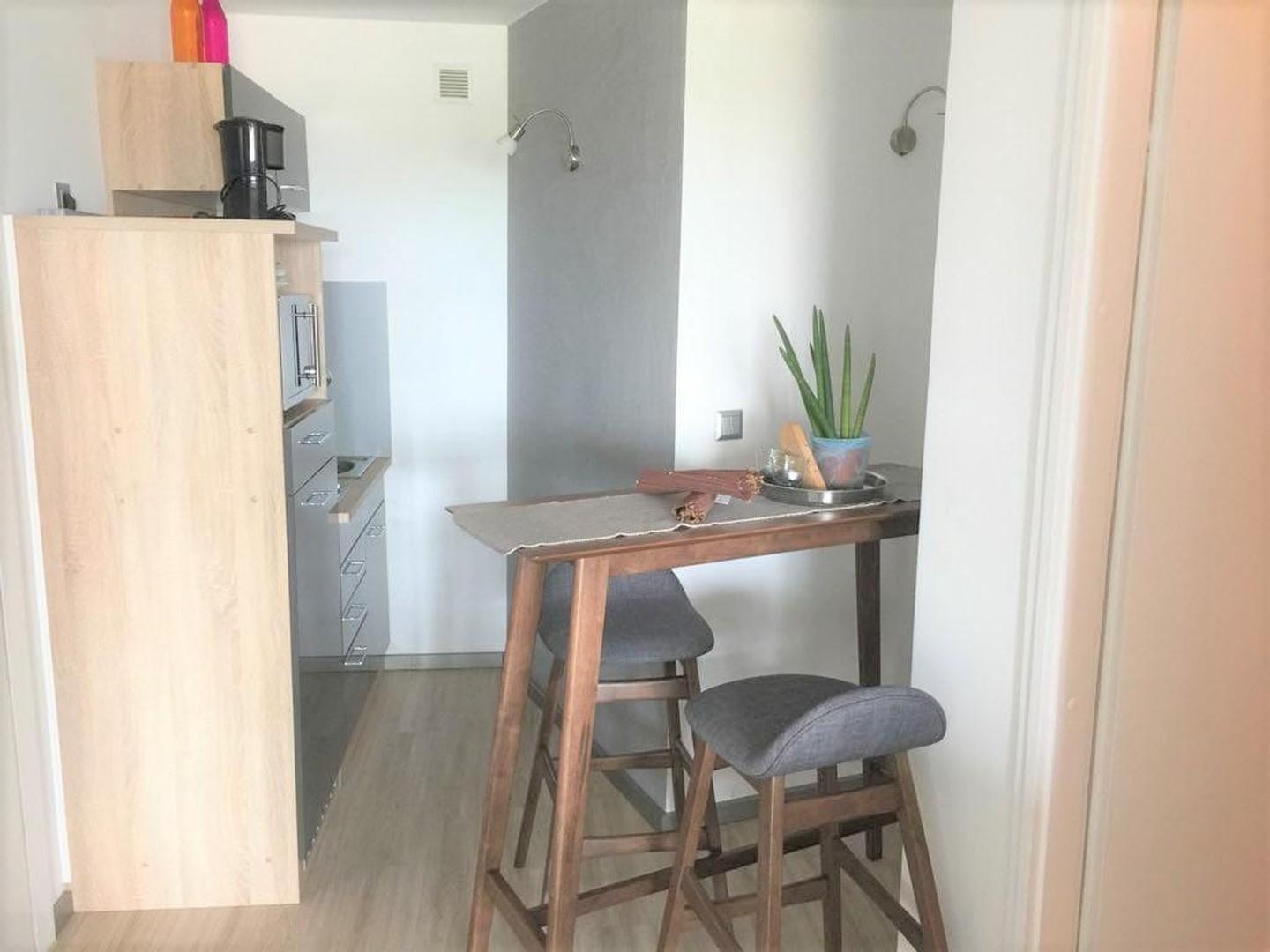 Kitchenette mit Essbereich