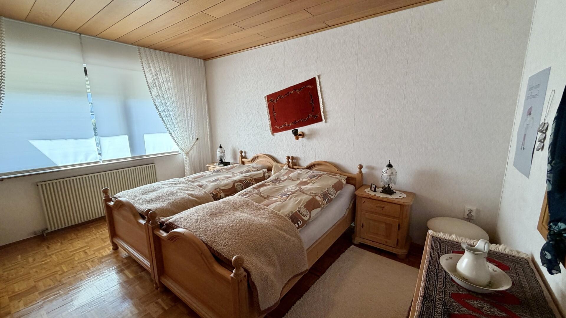 Schlafzimmer - EG