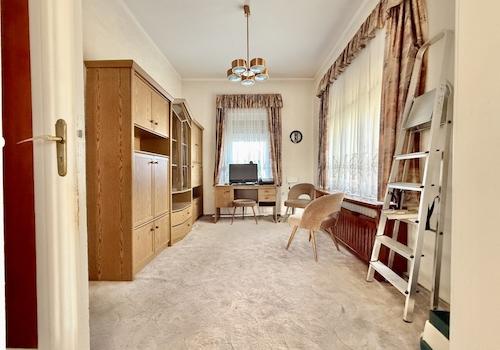 Arbeitszimmer