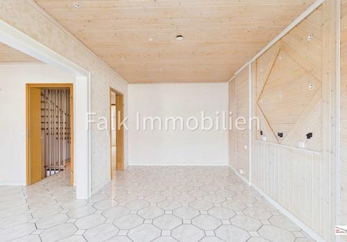  Schlafzimmer 2 mit Zugang Balkon Obergeschoss