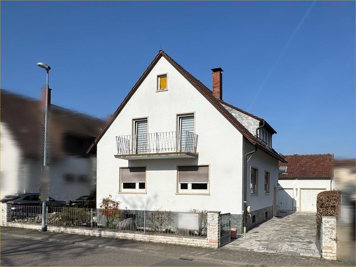 Straßenseite_Z