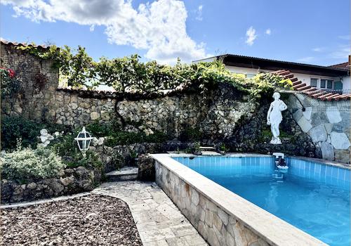 Pool_1