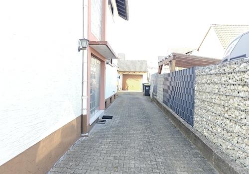 5268 - Einfahrt