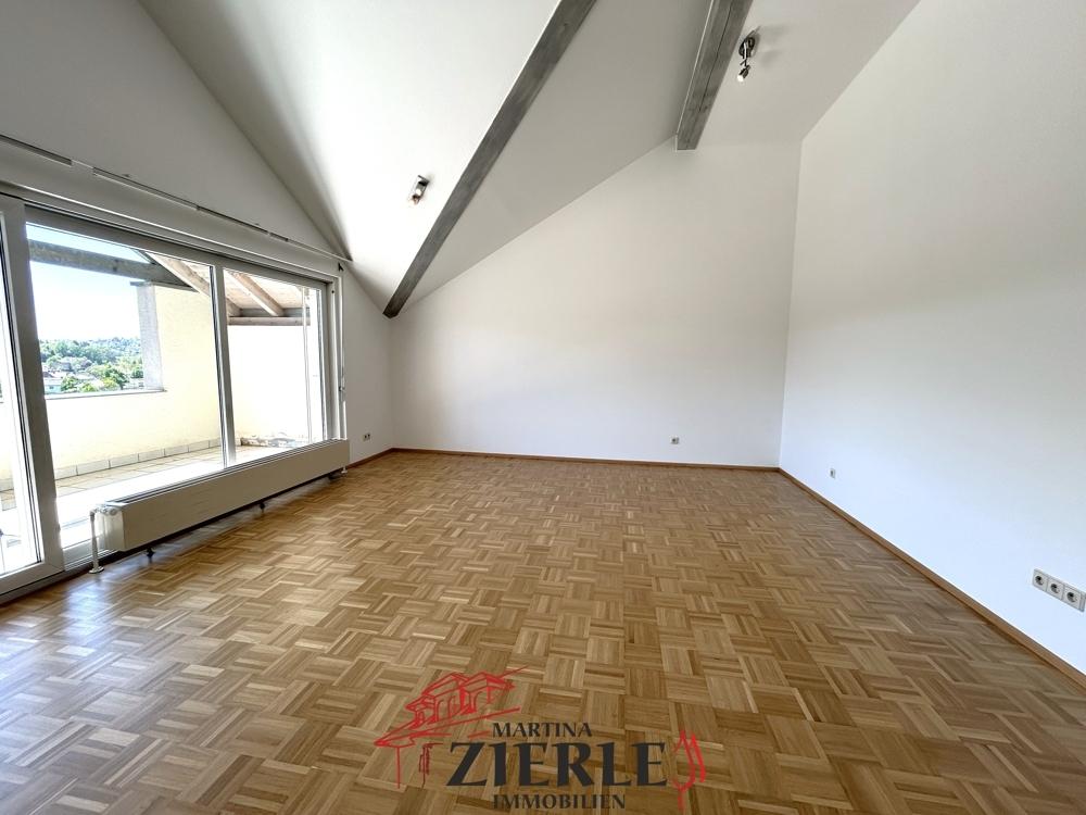2- Wohn-Esszimmer