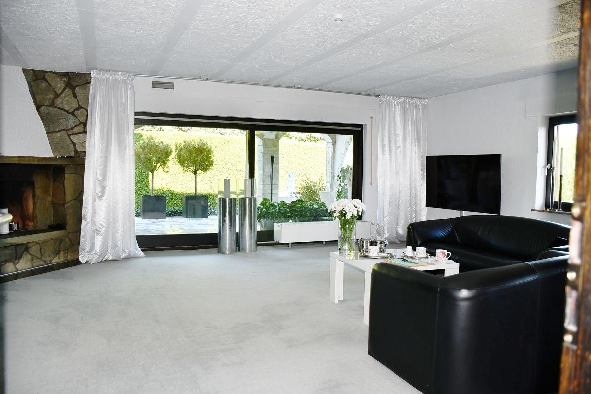 Wohnbereich mit Terrassenzugang