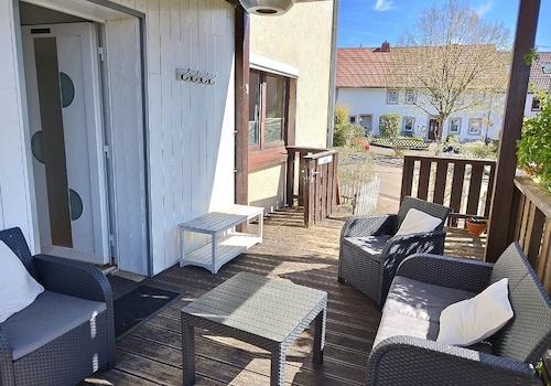 Veranda vor Hauseingang (EG)