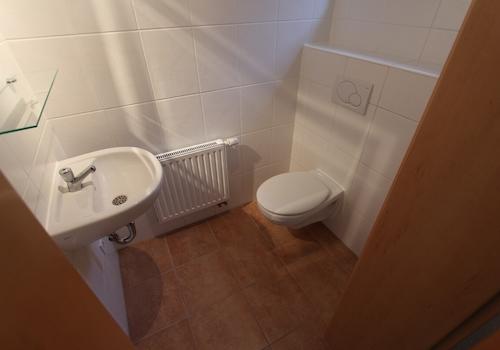 separates WC_www.villingen.immobilien