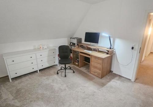 Arbeitszimmer OG