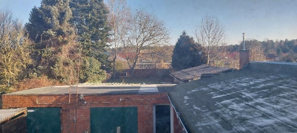 Grundstück-hinten