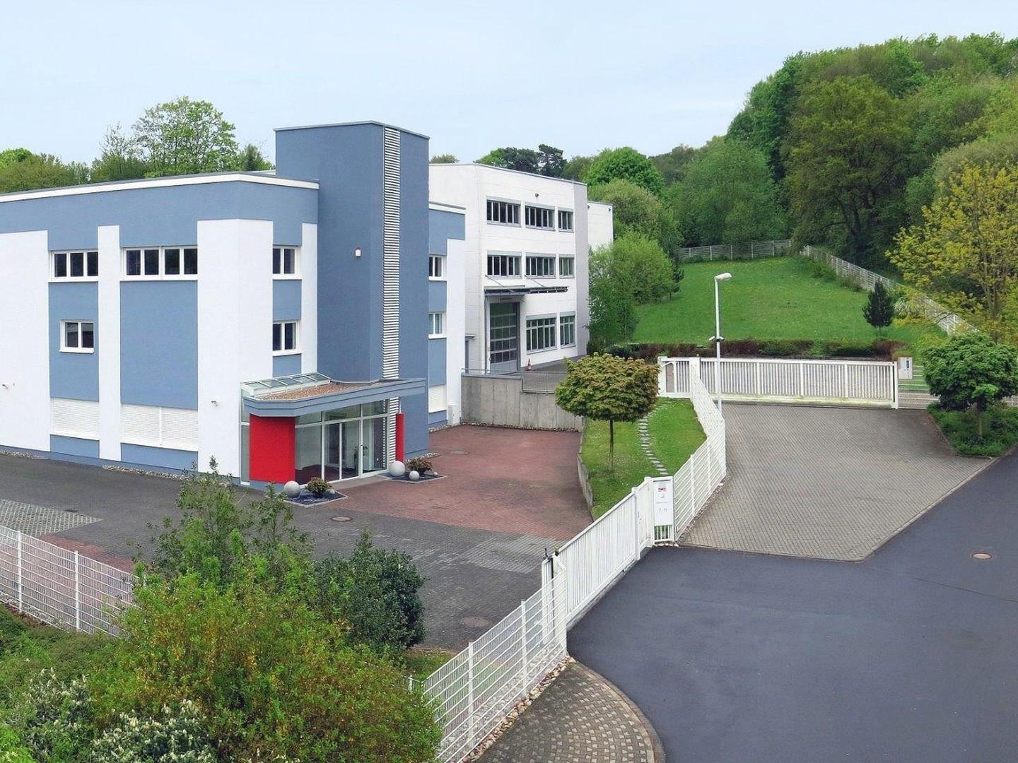 Zufahrt zum Gelände