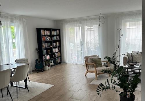  Wohn-/Esszimmer EG