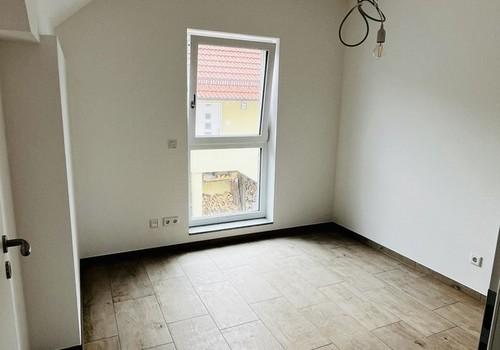 Kinderzimmer 2 / Büro OG