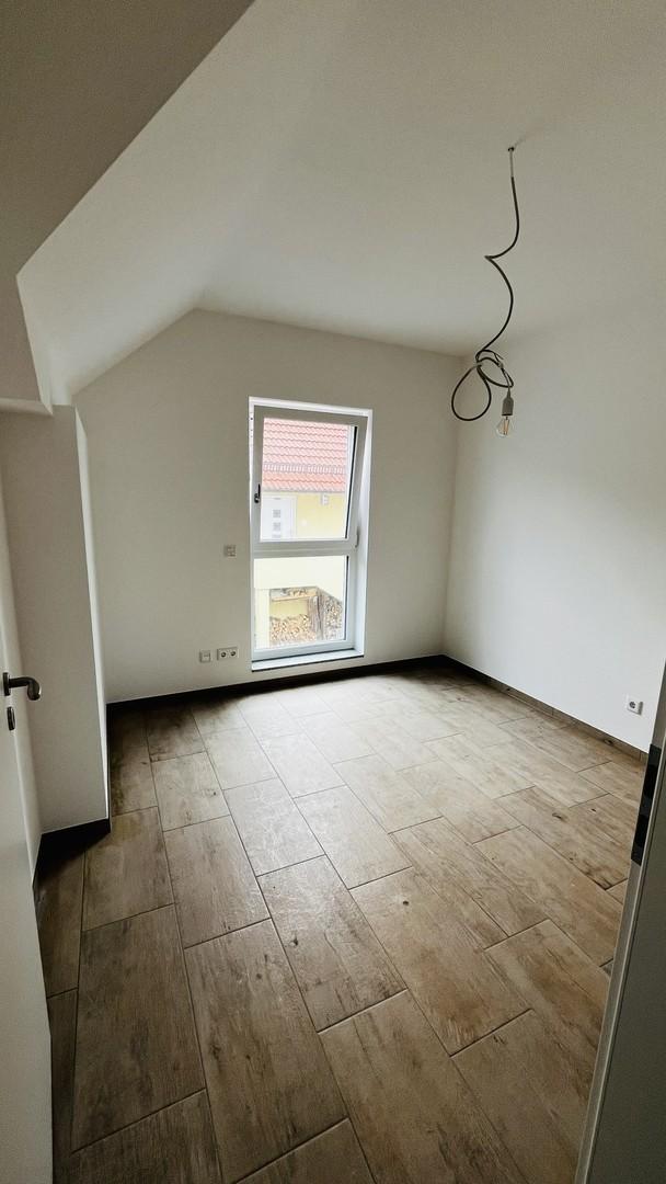 Kinderzimmer 2 / Büro OG
