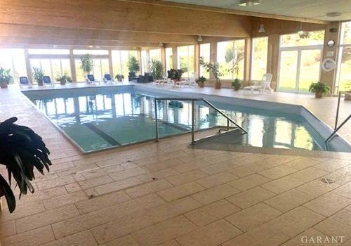 Hallenbad
