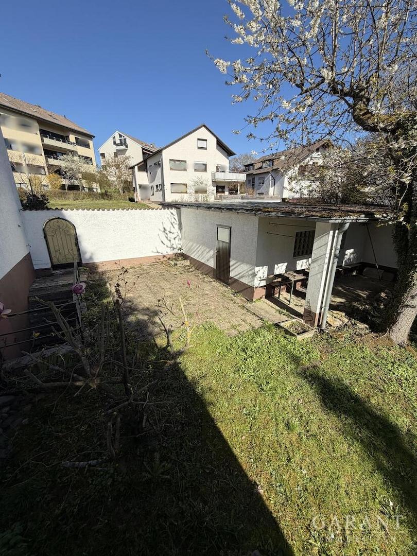 Hinteransicht Garage