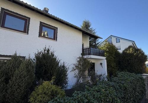Frontansicht Haus
