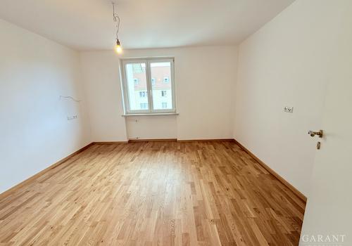 Schlafzimmer (Seite 1)