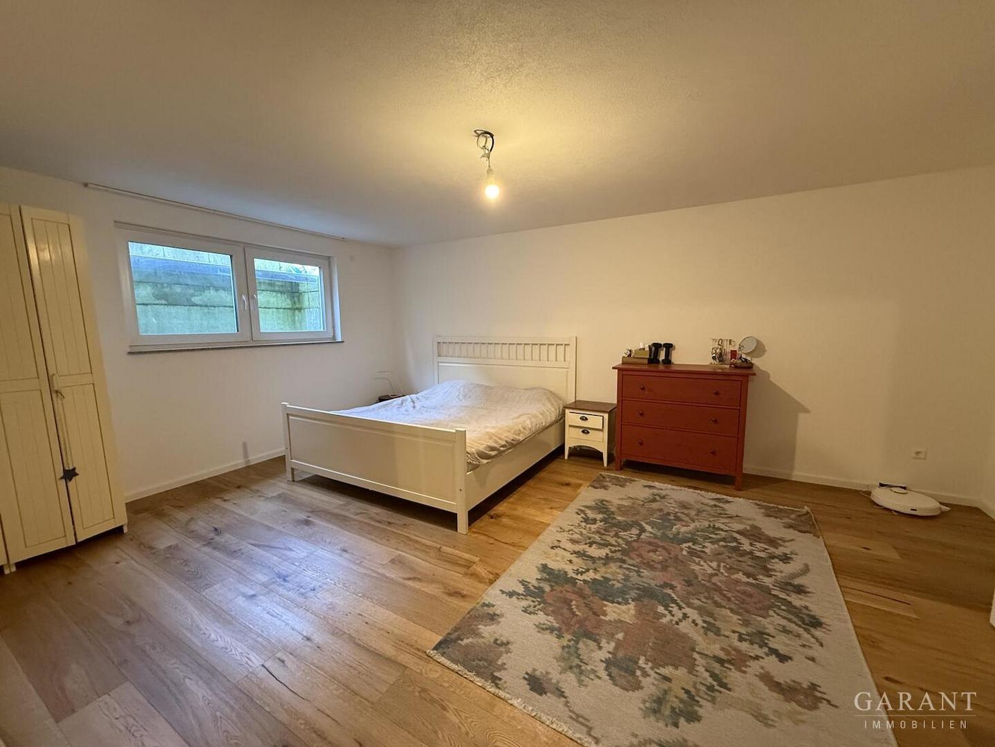 Schlafzimmer UG