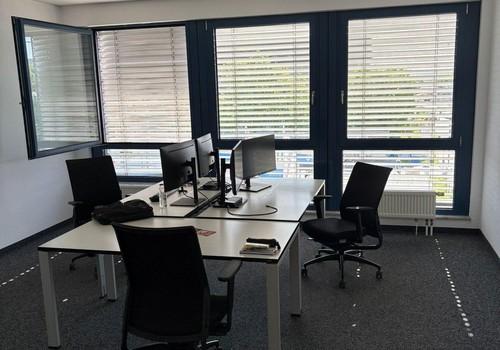 Büro 2