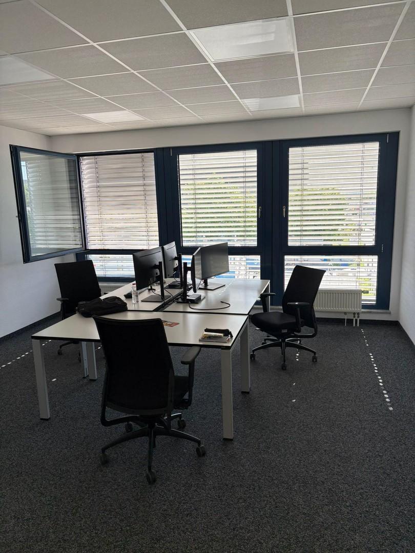 Büro 2