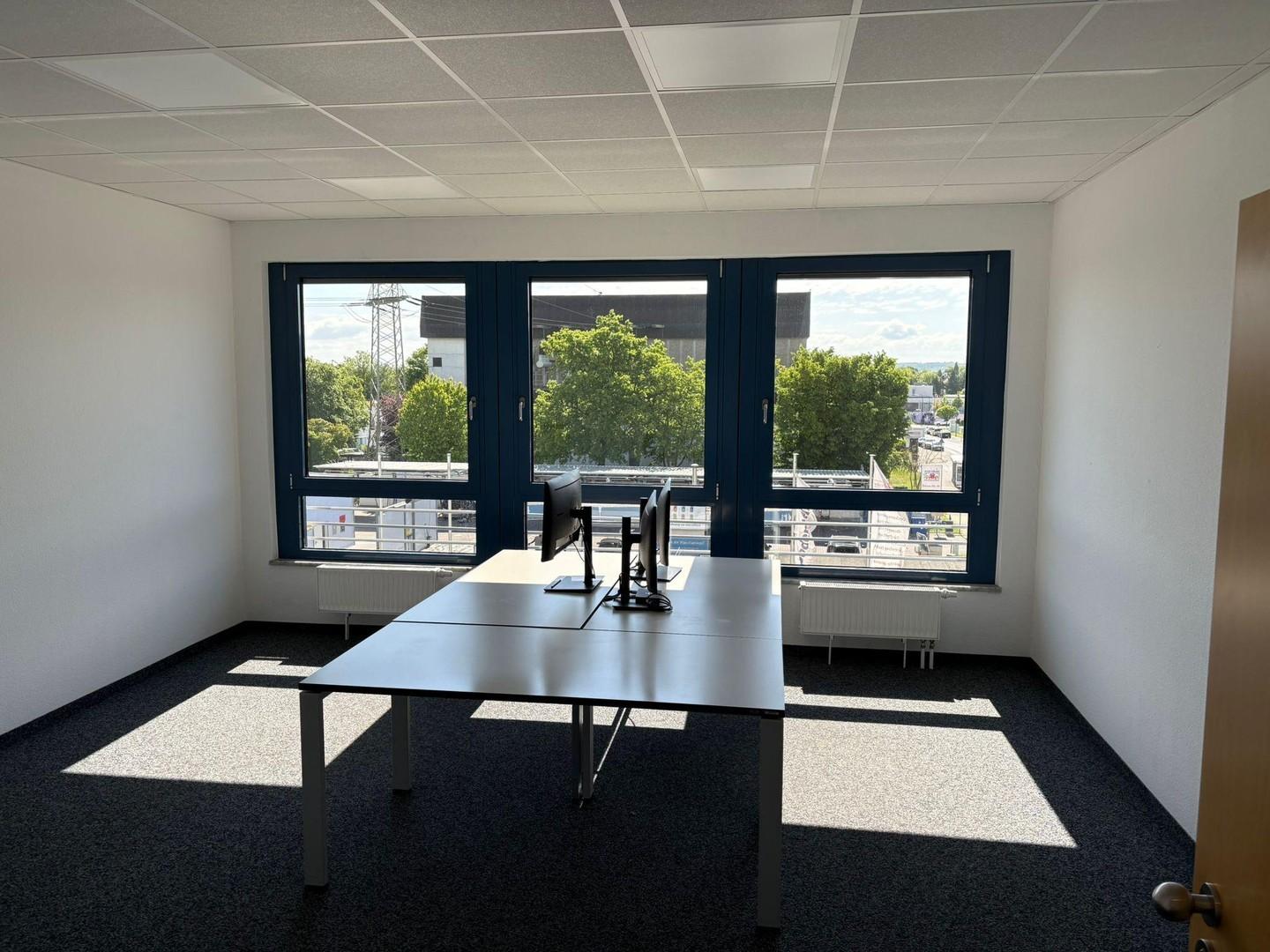 Büro 3