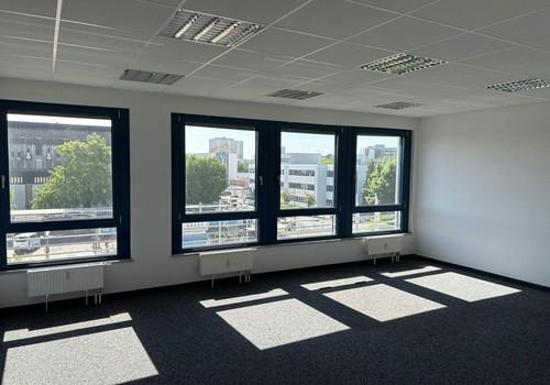 Büro 6
