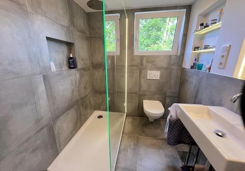 Bad mit XXL Dusche