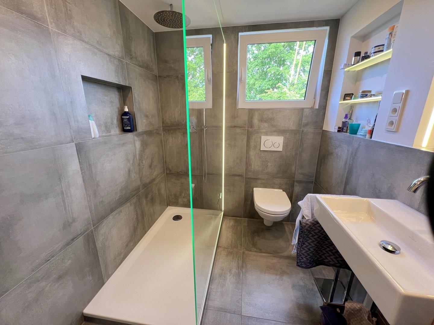 Bad mit XXL Dusche