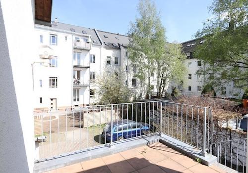 Terrasse/Balkon