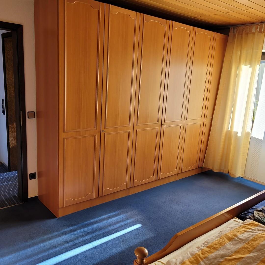 Schlafzimmer 1