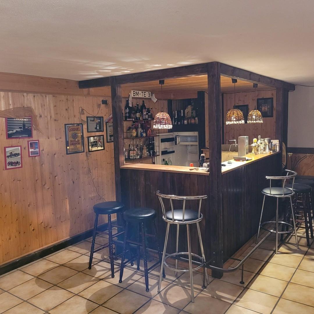 Partykeller Theke