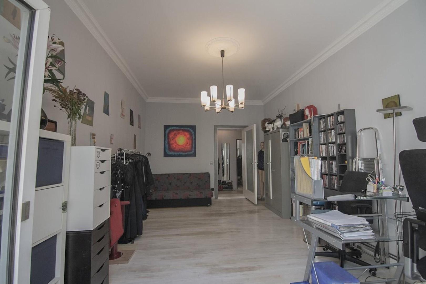 Zimmer zur Reisstr. mit Balkon