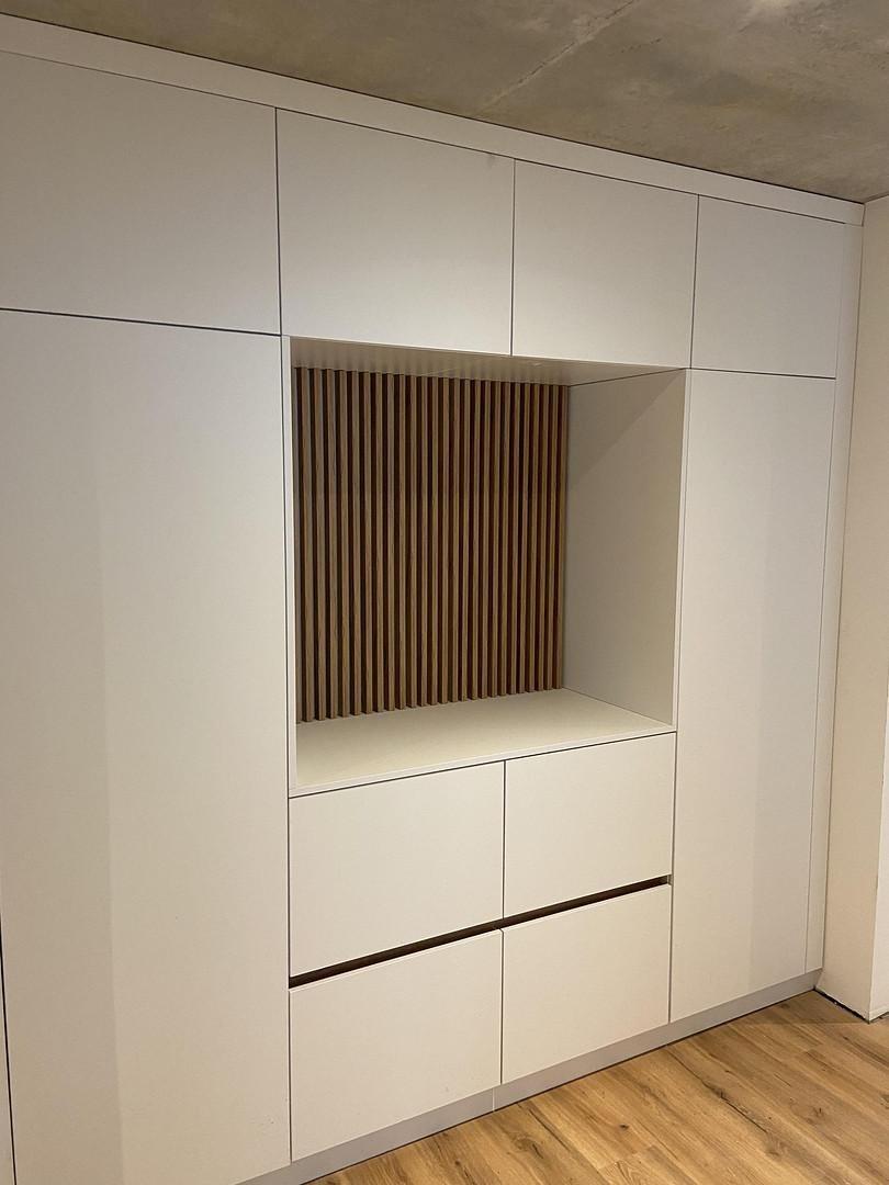 Garderobenschrank im Flur