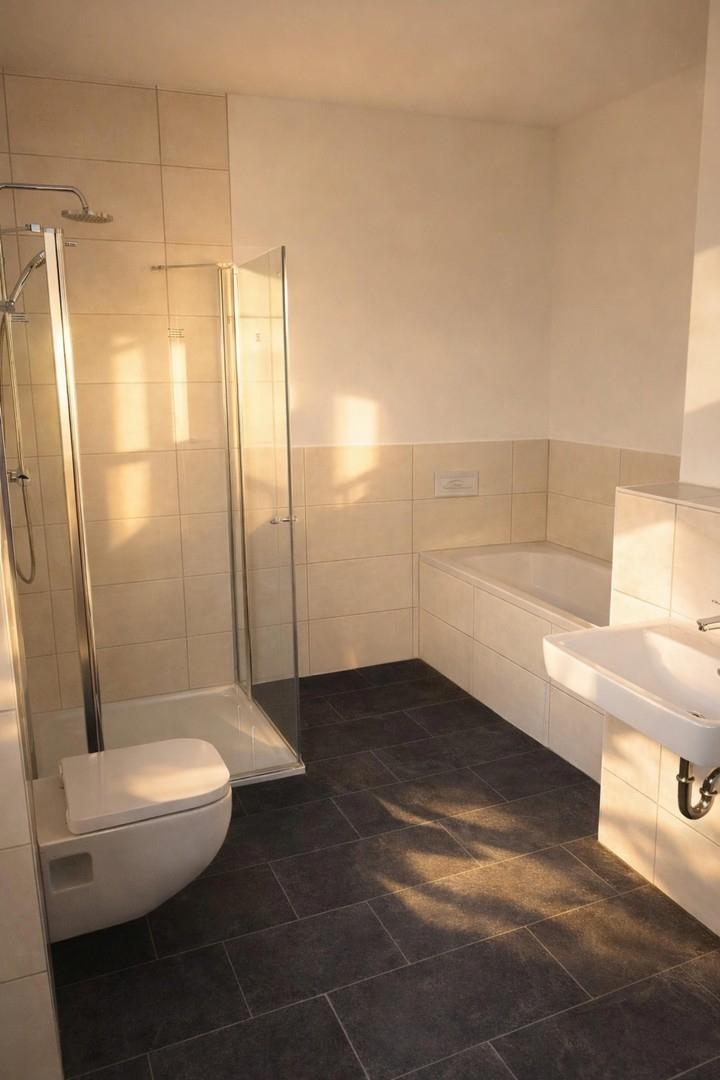 Badezimmer / Wanne / Dusche