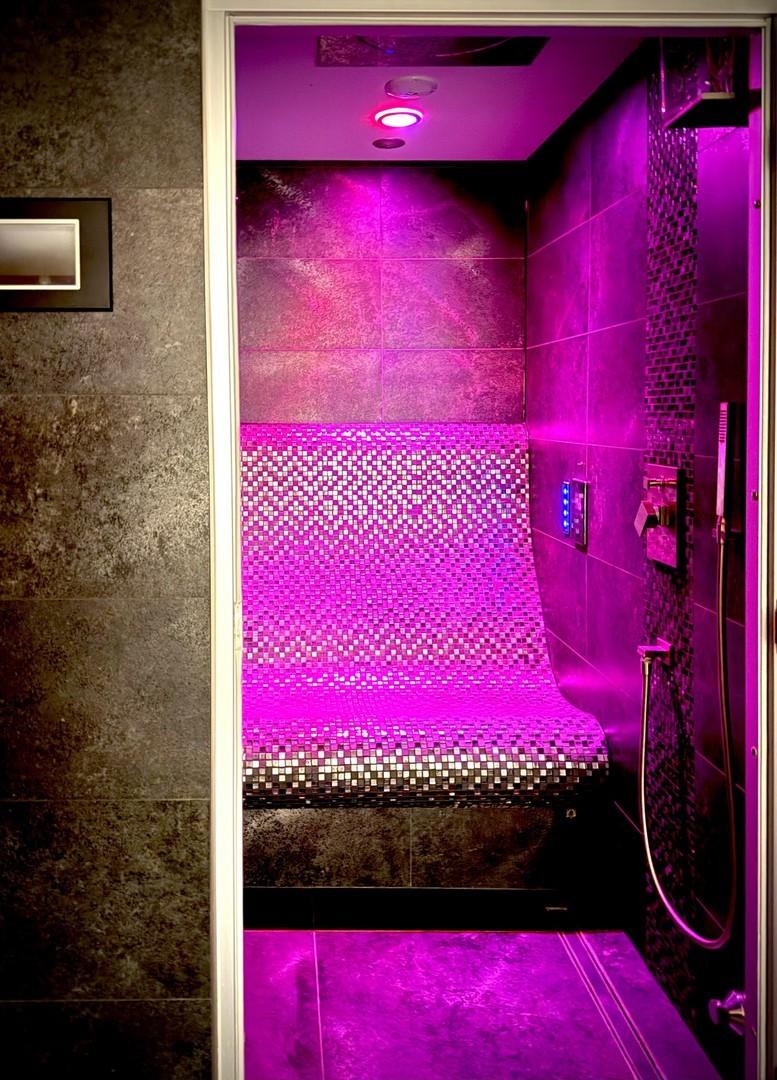 Dampfsauna mit Dusche