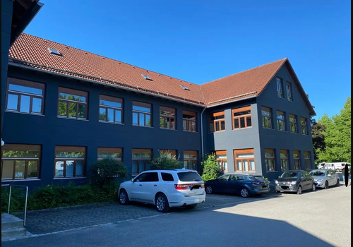 Gebäude
