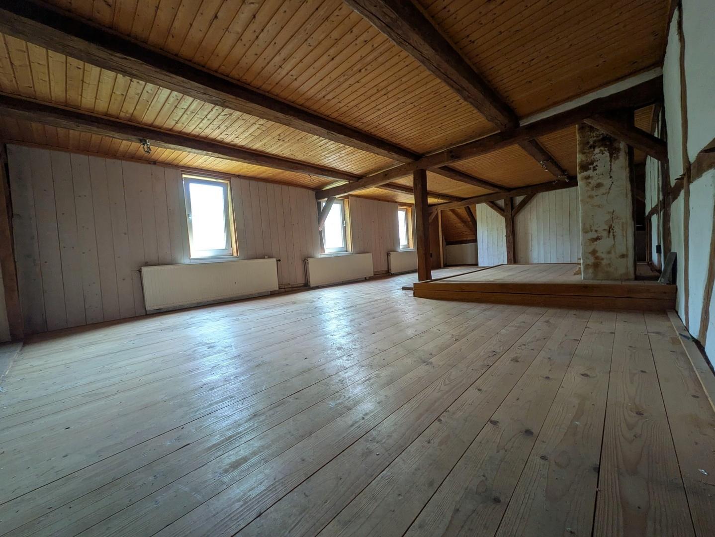 Vierständer, 1. Etage